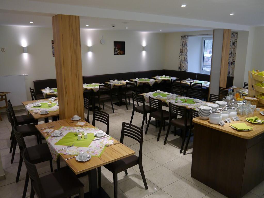 Sutter'S Landhaus Hotel Gensingen Eksteriør billede