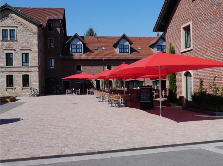 Sutter'S Landhaus Hotel Gensingen Eksteriør billede